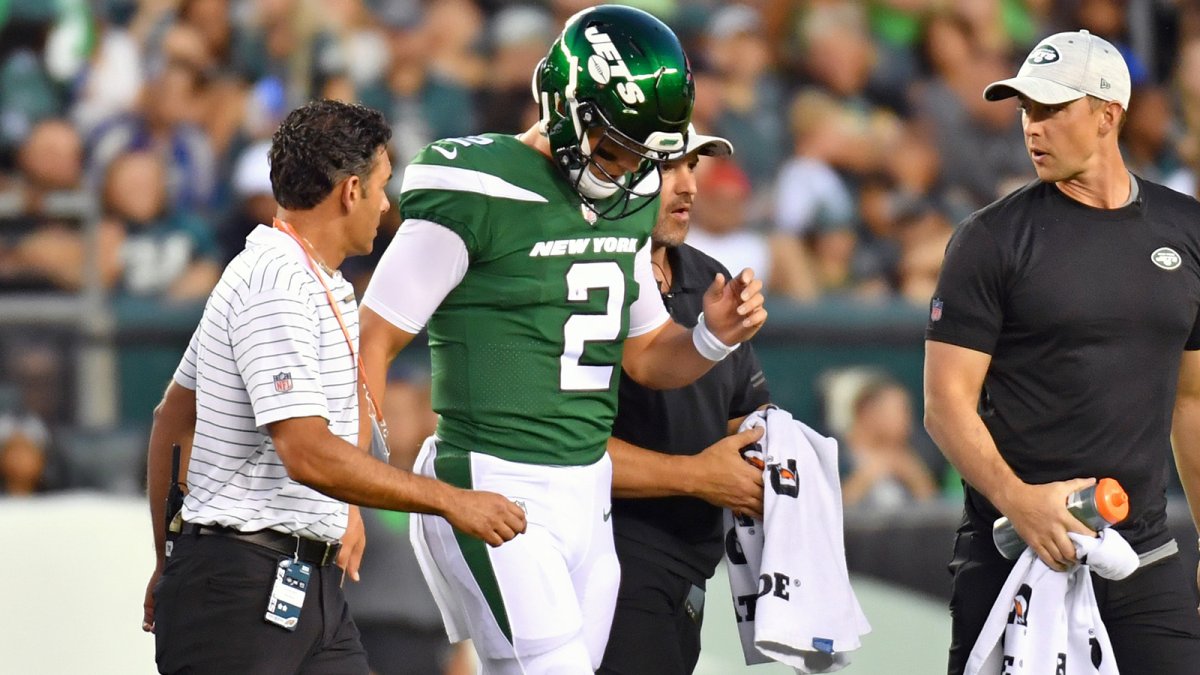 New York Jets QB Zach Wilson out 2-4 weeks after suffering bone