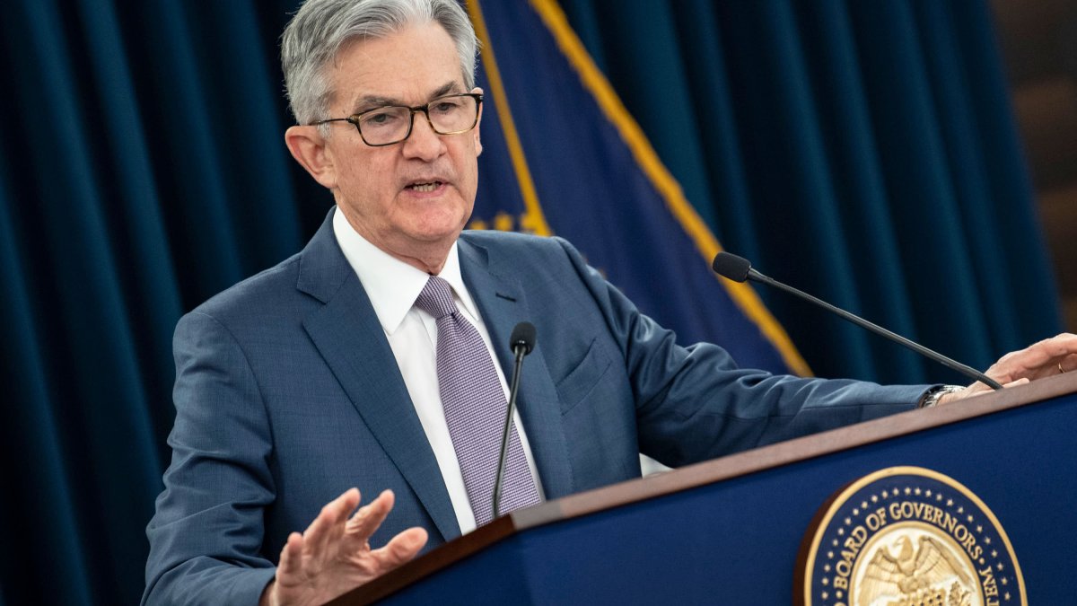 The Fed Is Now Expected to Keep Raising Rates Then Hold Them There, CNBC Survey Shows - Vimarsana News
