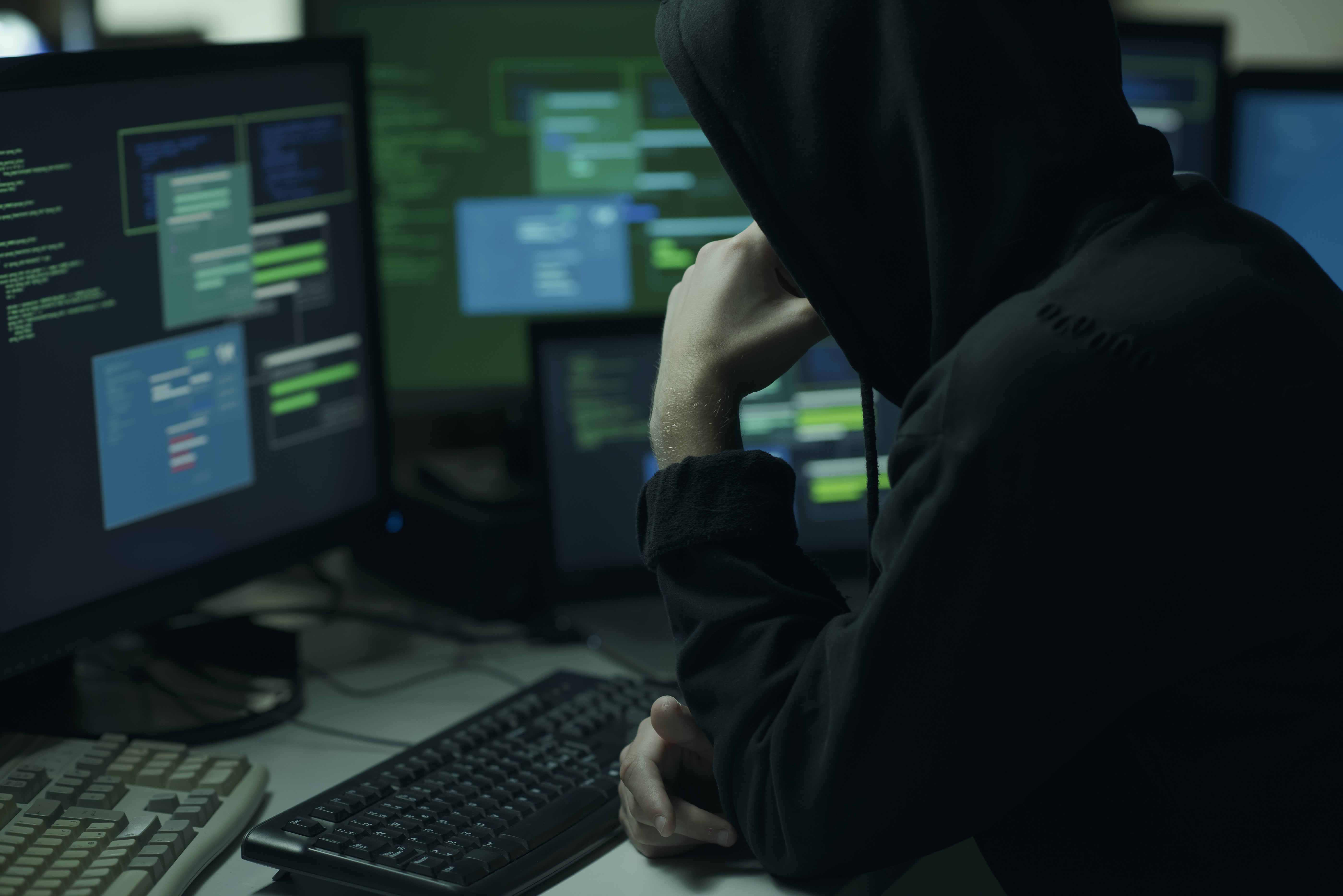 Услуги хакера по взлому ватсап по москве