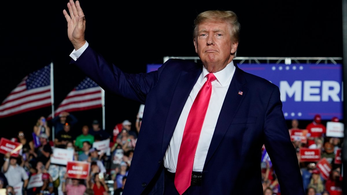 Trump Rallies for Oz in Pa. Amid Midterm Worries - Vimarsana News