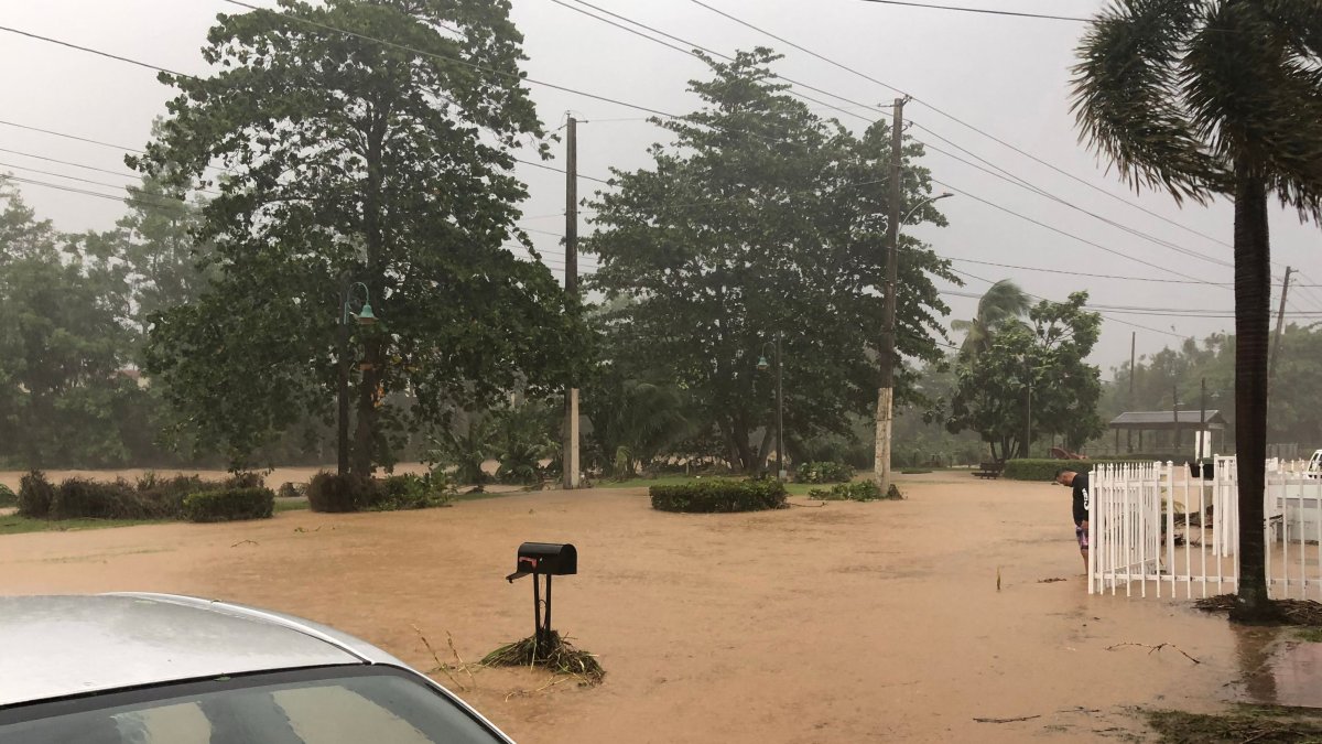 Hurricane Fiona: Puerto Rico Without Power, Heading to Dominican Republic – NBC New York - Vimarsana News