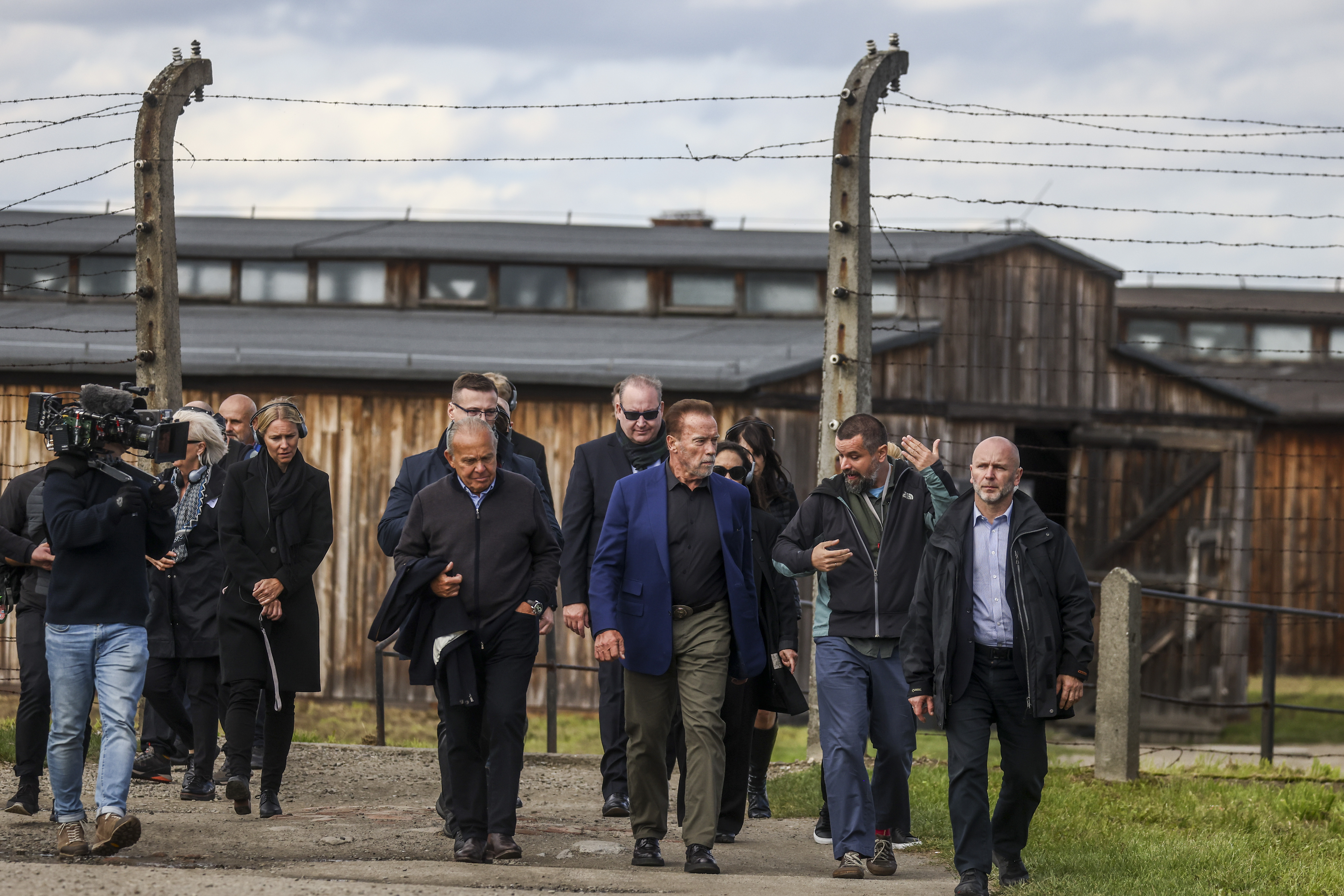 Arnold Schwarzenegger Visits Auschwitz in Message to 'Terminate' Hatred - Vimarsana News