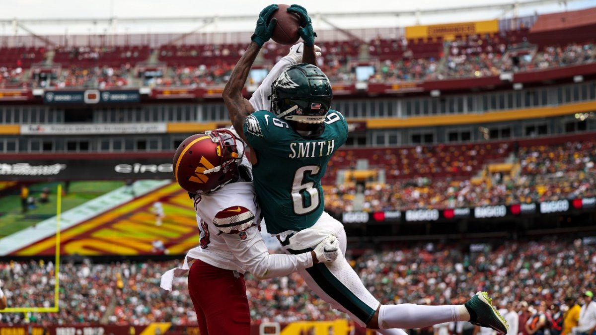 Eagles' DeVonta Smith Did Something That Hadn't Been Done in 82 Years - Vimarsana News