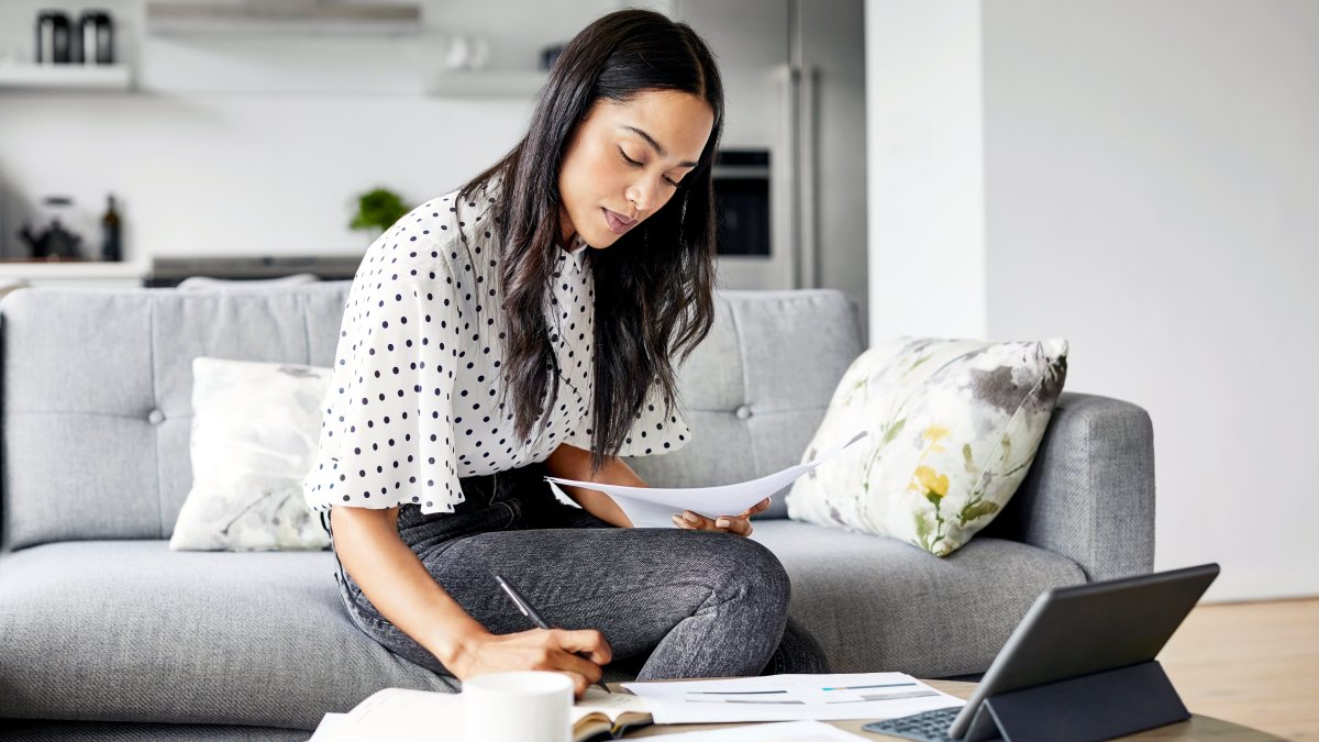Series I Bond Interest Expected to Fall to Roughly 6.48% in November. But That's Still a 'Really Good Rate,' Experts Say – NBC New York - Vimarsana News