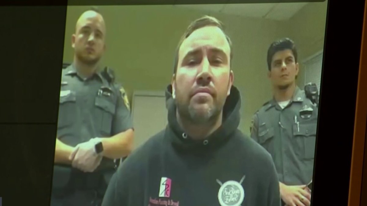 two-men-attacked-at-gay-bar-in-connecticut-want-hate-crime-charge