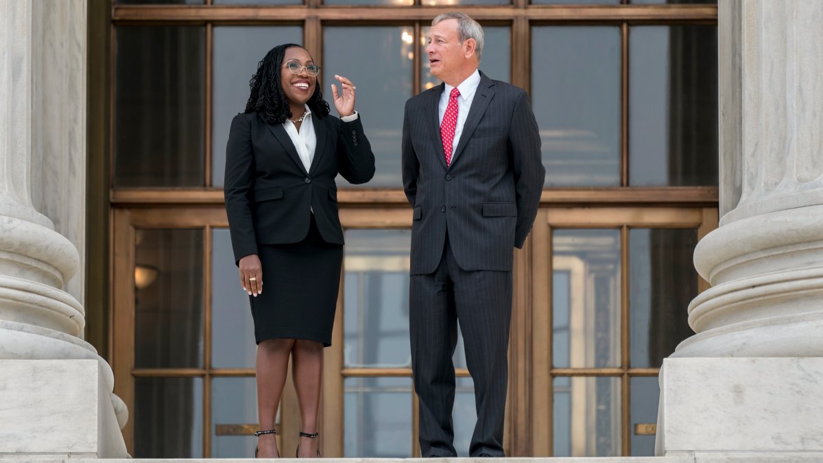 Ketanji Brown Jackson Makes 1st Appearance at Supreme Court, Has 'Seat at Table' – NBC New York - Vimarsana News