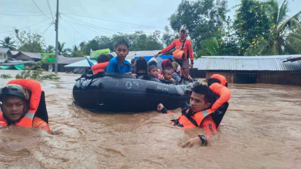 At Least 31 Dead in Flash Flooding, Landslides in Philippines – NBC New York - Vimarsana News