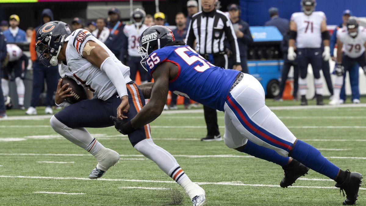 Giants left without QB vs. Bears after Daniel Jones, Tyrod Taylor both  injured – NBC Sports Chicago