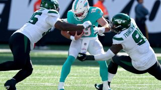 Jets Run Past Dolphins 40-17, Snap 12-Game Skid Vs. AFC East – NBC