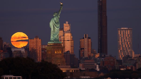 why the statue of liberty is green book