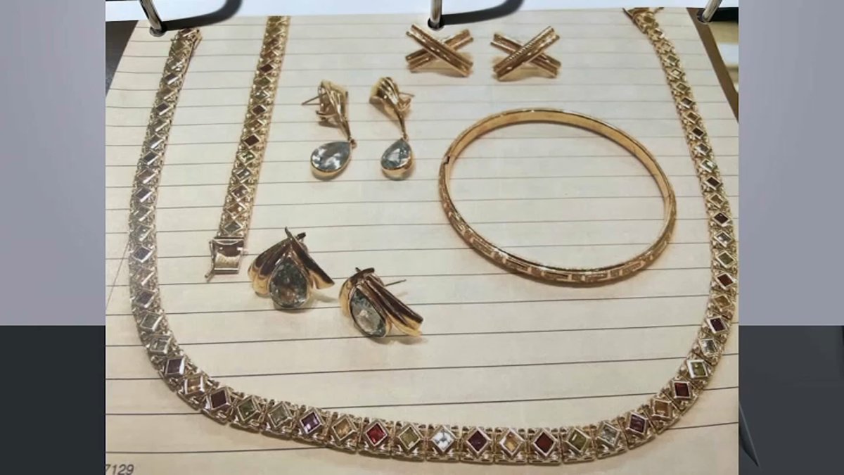 Fine Pawn - BEWARE OF FAKE GOLD JEWELRY!!! We have had several people come  in to have men's gold rings and chains tested in the last several  weeks--only to find out they