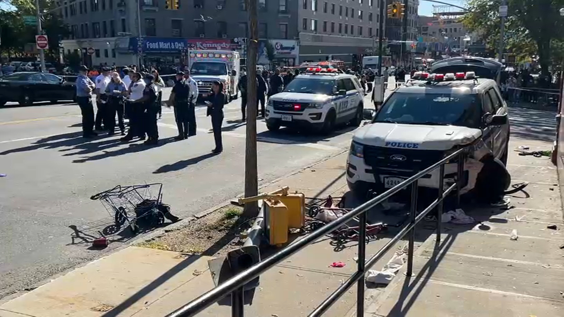 NYPD Car Crash: 10 Injured In Bronx Collision – NBC New York