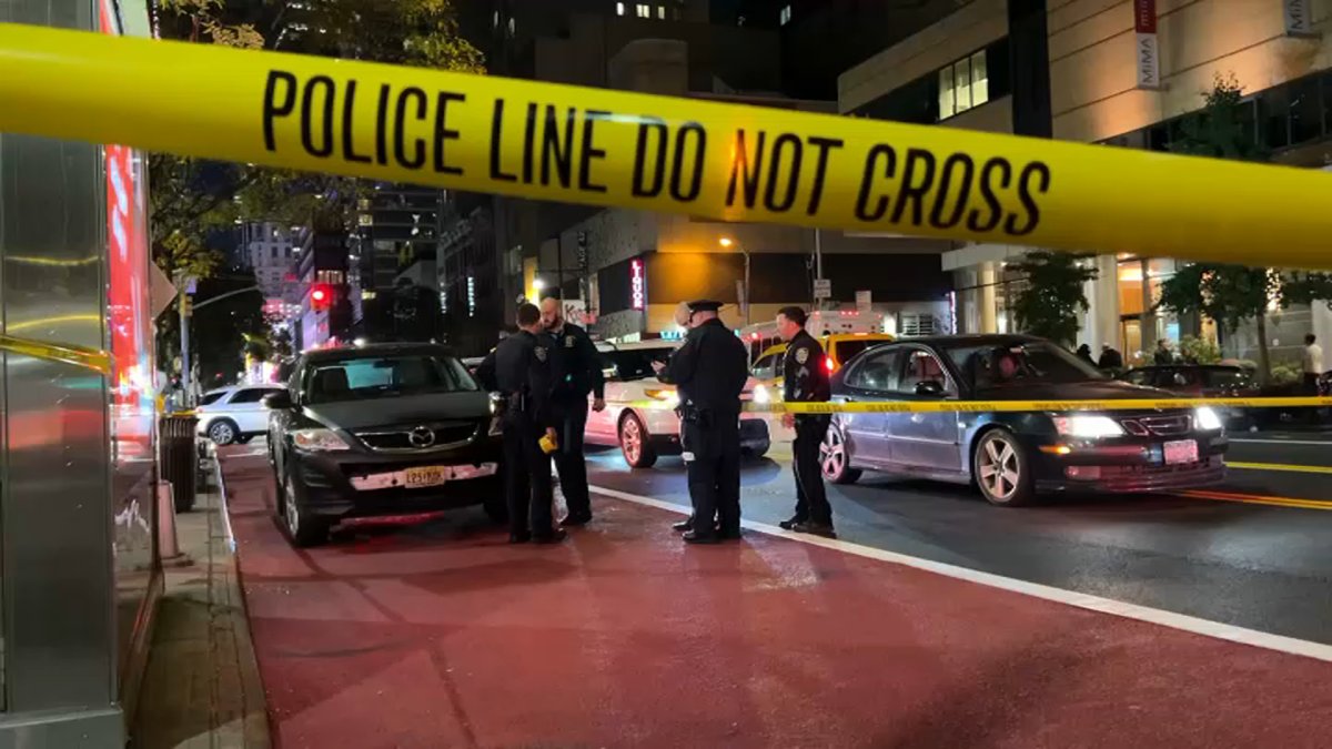 Hell's Kitchen Crash Ends in Stabbing – NBC New York - Vimarsana News