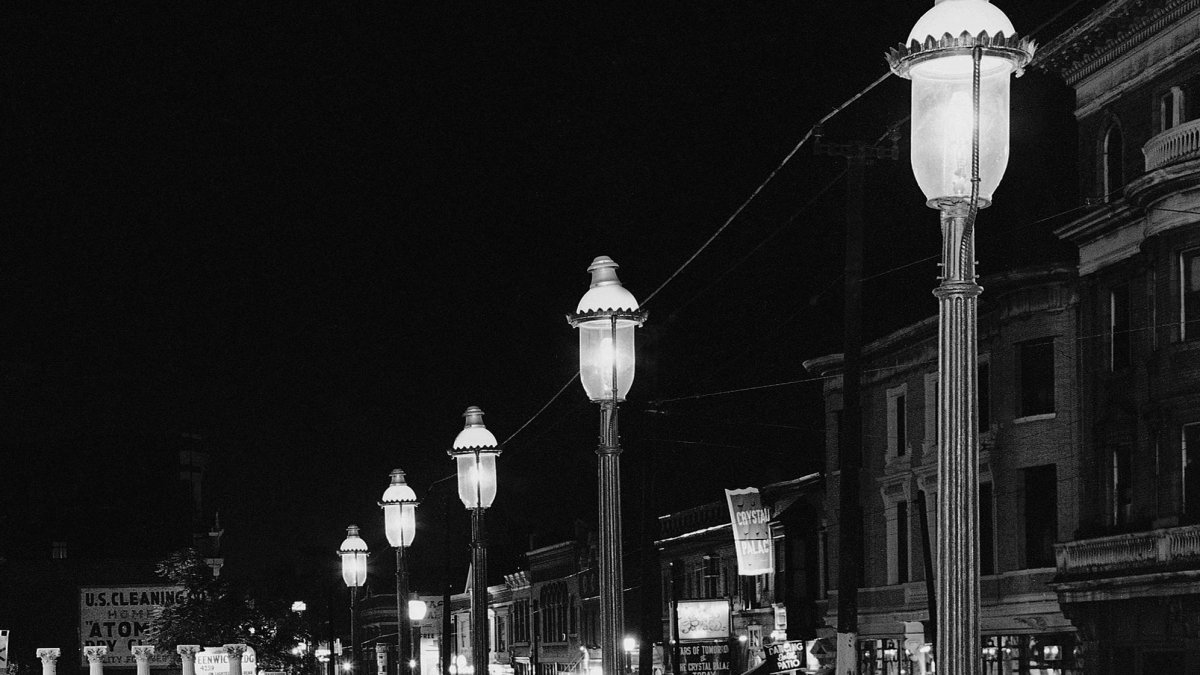 Merriam-Webster's Word of the Year is 'Gaslighting' – NBC New York - Vimarsana News