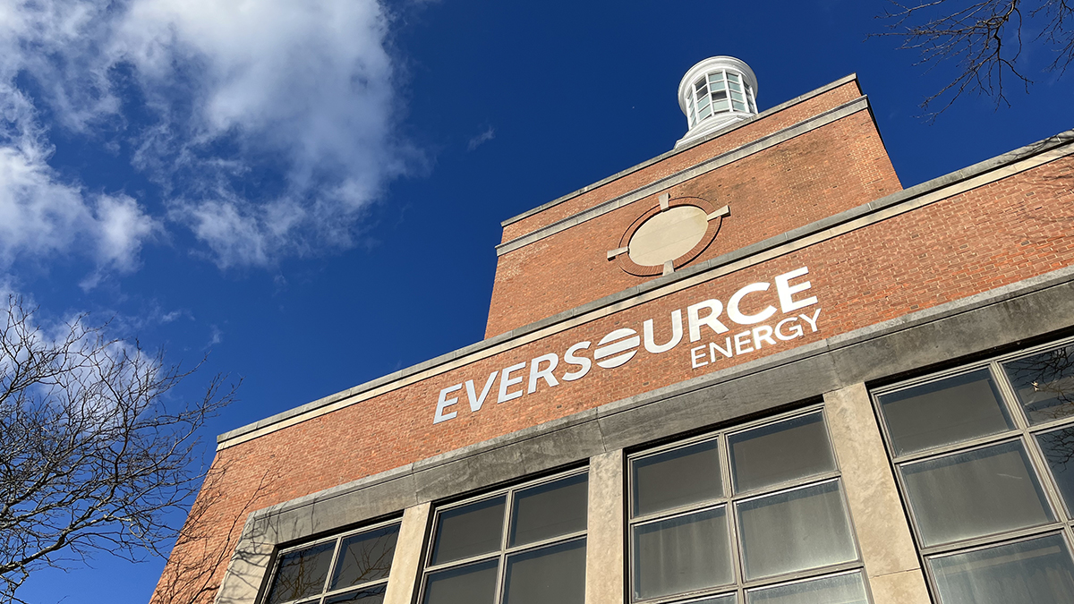 Regulators approve another electric rate hike for Eversource, UI