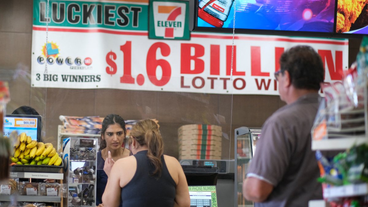 Largest Lottery Jackpots Ever: Where Does Powerball Rank All Time? – NBC  New York
