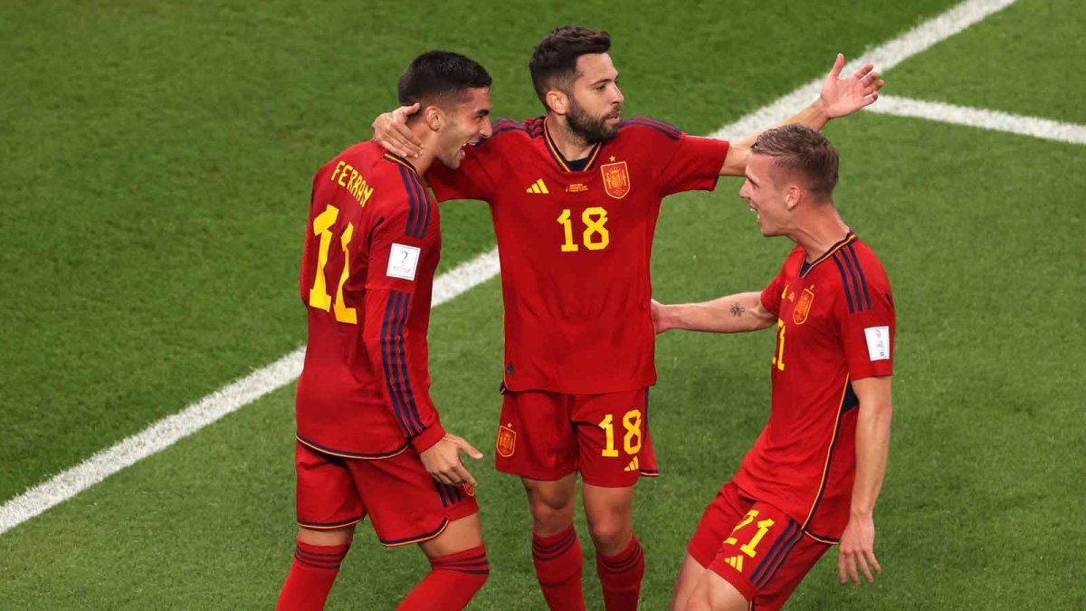 Spain Dominates First Half to Lead Costa Rica 3-0 - NBC New York