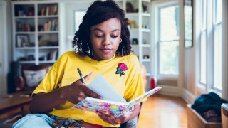 7 Ways to Unwind After an Intense Therapy Session, From a Licensed Clinical Social Worker