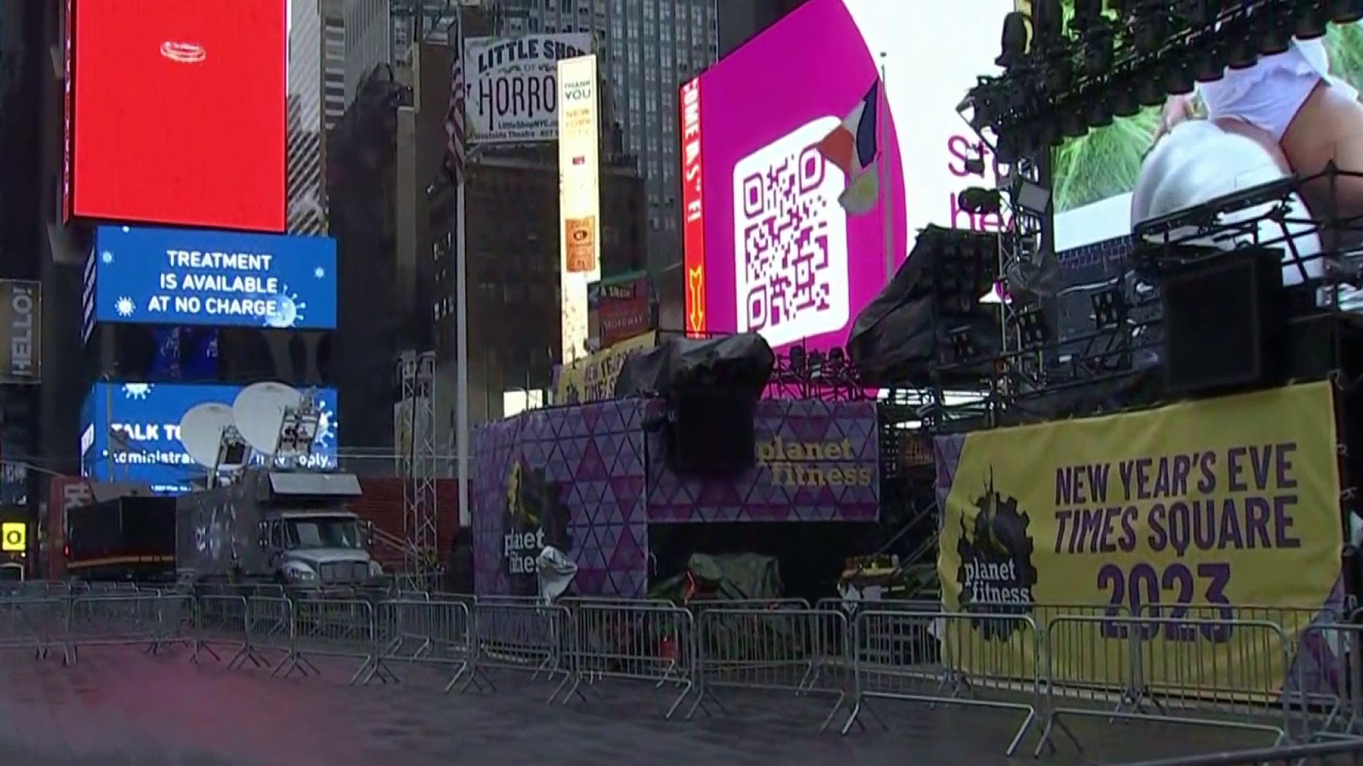 Countdown to Forever 21's Times Square Domination Begins Now - Racked NY