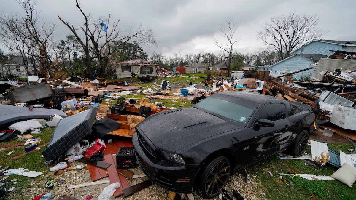 'Very Violent Tornado': Deadly Twisters Rip Across Southern States – NBC New York - Vimarsana News