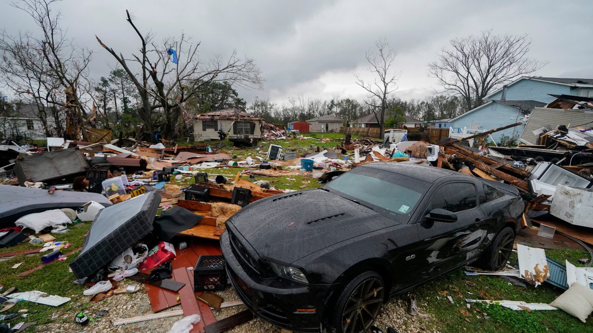Powerful Winter Storm Leaves at Least 3 Dead in Louisiana – NBC New York - Vimarsana News