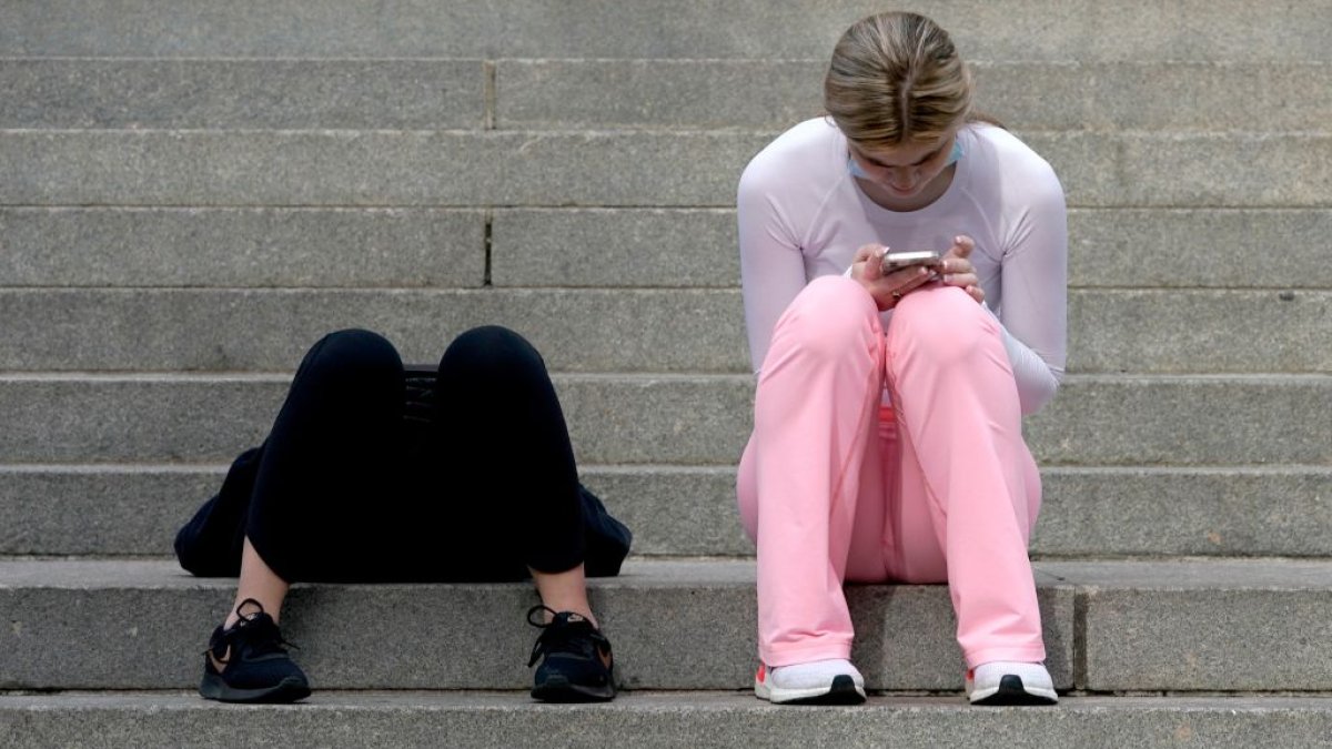 COVID Guidelines Mask Mandate Reinstated at SUNY Purchase NBC New York