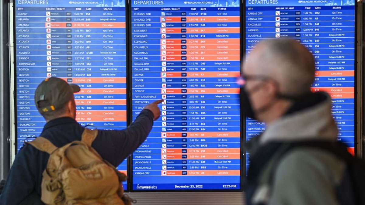 What to Do if Your Flight Gets Canceled – NBC New York - Vimarsana News