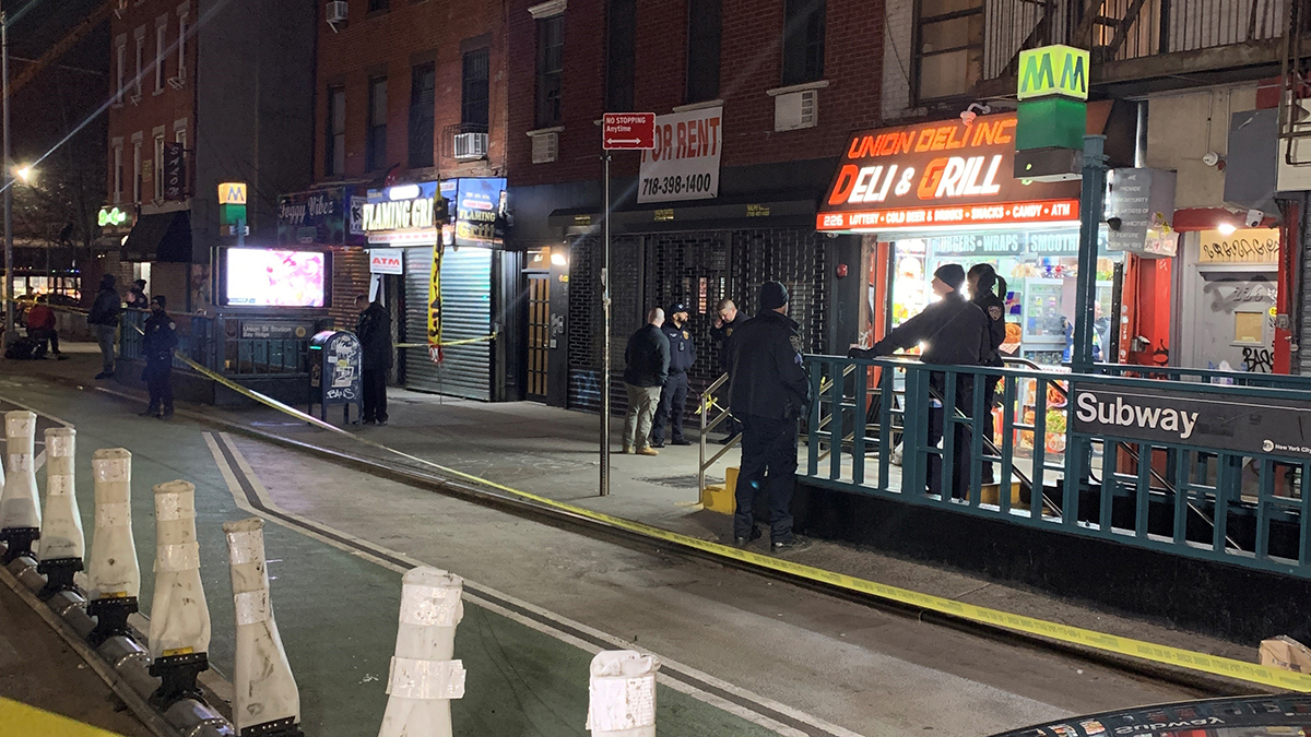 MTA Collection Agent Shoots Man at Brooklyn Subway Station: Police