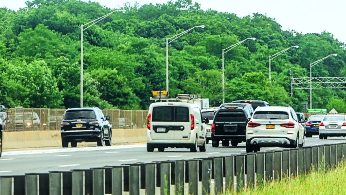 Long Island Road Rage Attack Terrorizes BMW Driver Off LIE – NBC New York - Vimarsana News