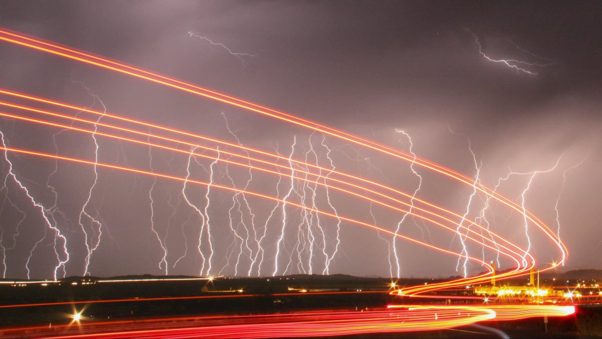 Cramer's Lightning Round: I Like Entegris - Vimarsana News
