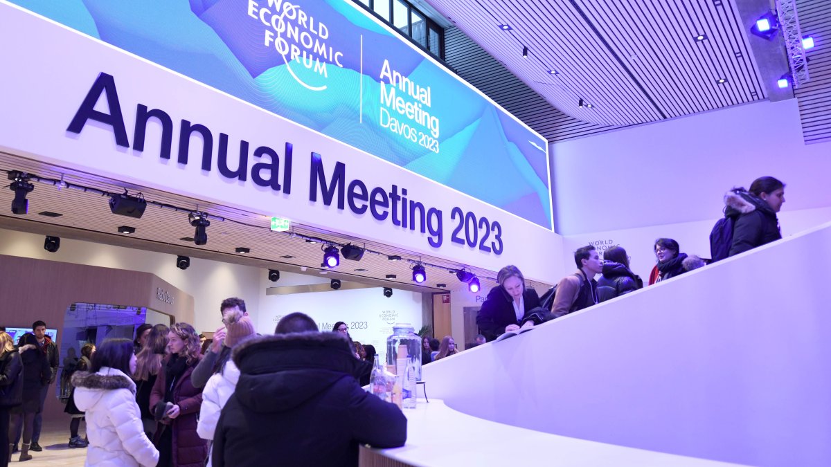 Top Business Leaders Discuss Financial Innovation at the World Economic Forum - Vimarsana News