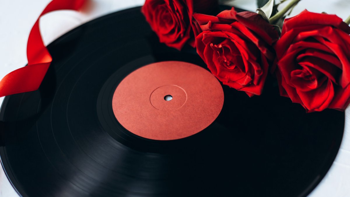 55 Best Love Songs for Valentine's Day – NBC New York - Vimarsana News