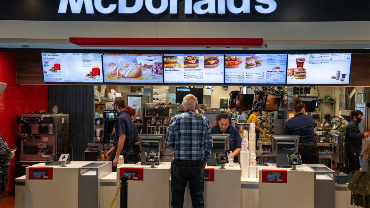 McDonald's Near Me? You Won't Find Any on New York State Thruway – NBC New York - Vimarsana News