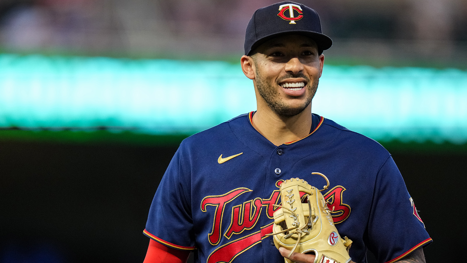Carlos Correa Is Introduced by Minnesota Twins - The New York Times