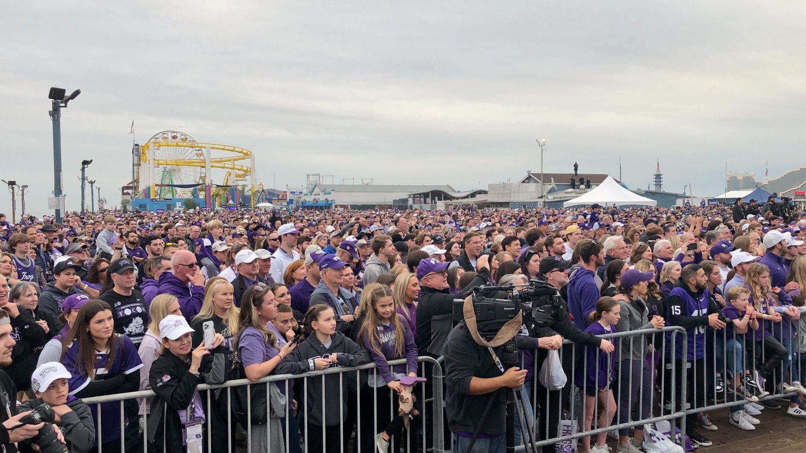 TCU Fans Wear Purple Show Pride In California NBC New York tcu-fans-wear-purple-show-pride-in-california-nbc-new-york