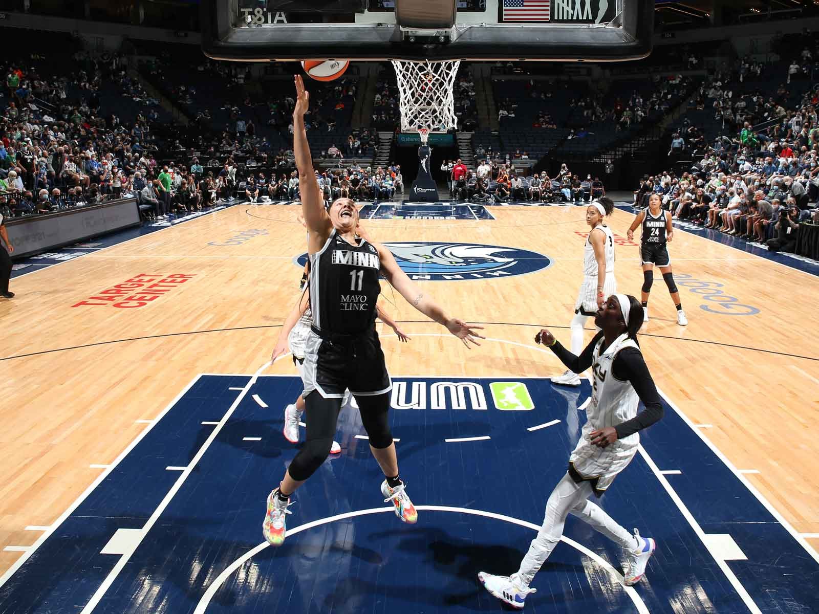Chicago Sky, Minnesota Lynx Star in WNBA's First-Ever Canada Game - Vimarsana News