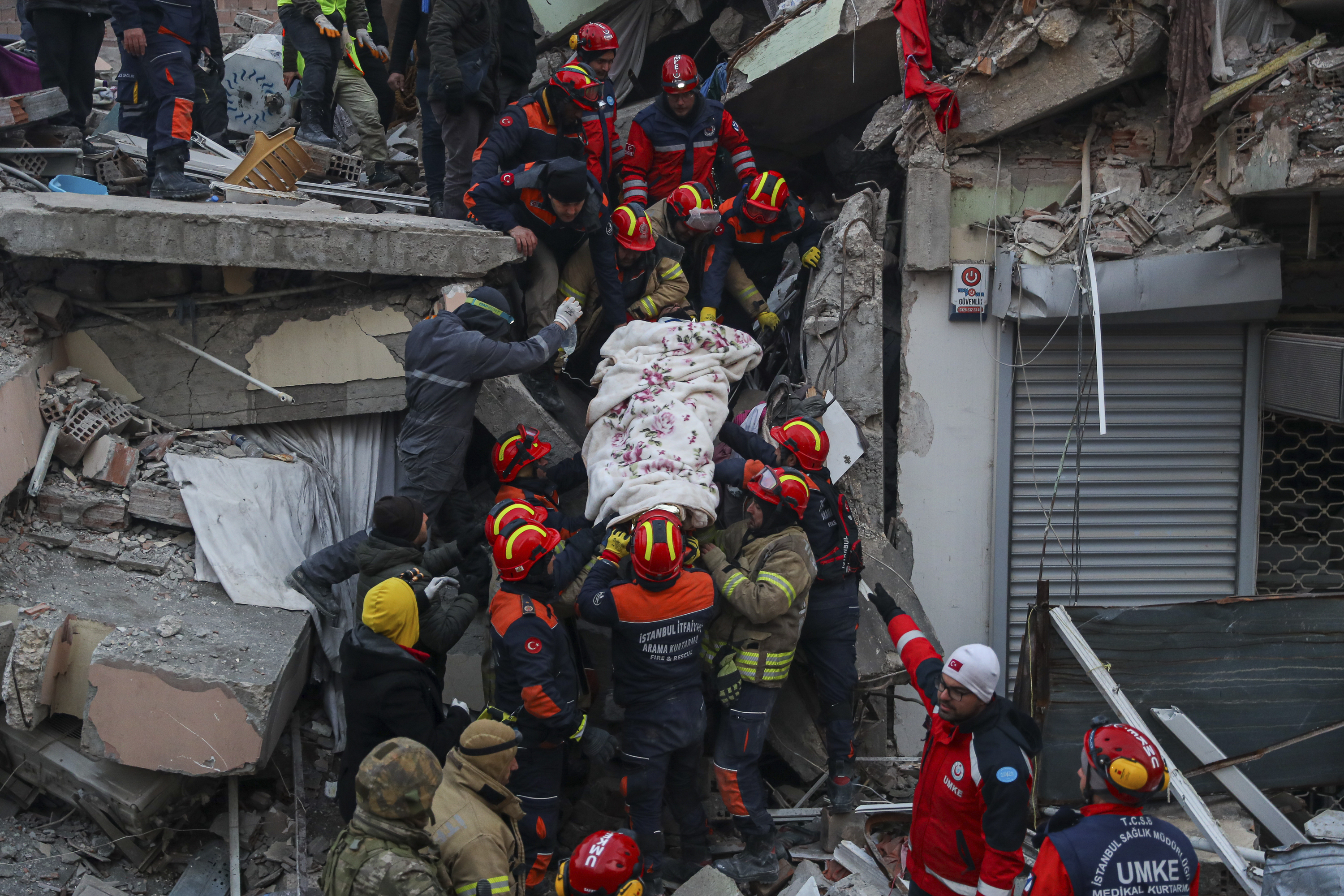 Death Toll From Syria & Turkey Earthquake Tops 25,000 NBC New York