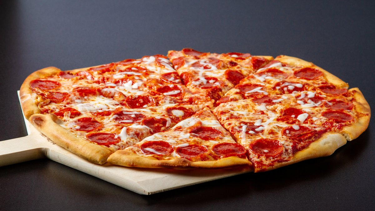 National Pizza Day 2023: Where to Get Freebies and Deals – NBC New York - Vimarsana News