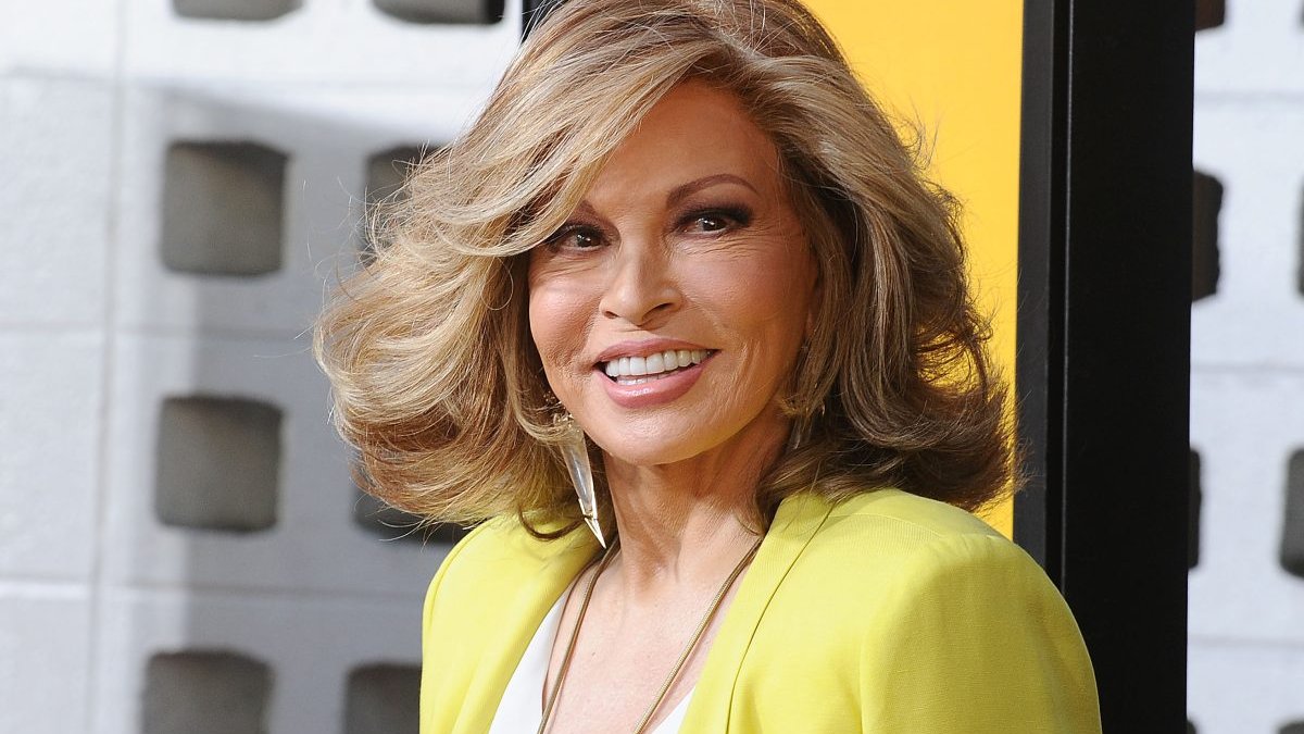 Iconic Sex Symbol and Actor Raquel Welch Dies at 82 – NBC New York - Vimarsana News