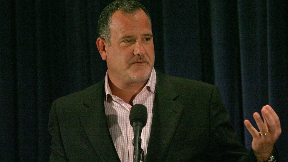 Hollywood Publicist Howard Bragman Dead at 66 – NBC New York - Vimarsana News