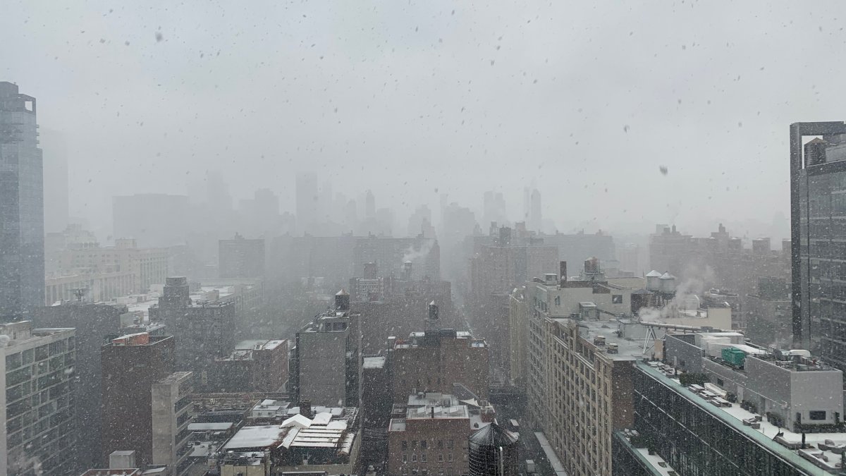 A NYC snowstorm?  More snow expected Friday – NBC New York