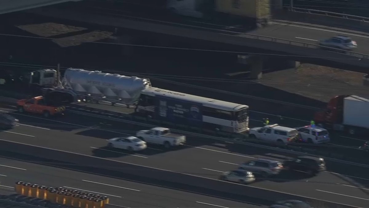 New Jersey Passengers Hurt After NJ Transit Bus Collides With Cement