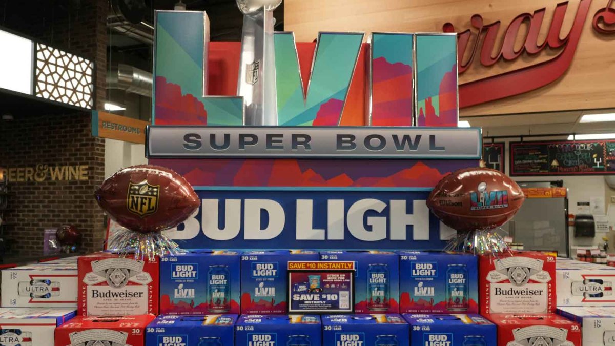 Food at Super Bowl 57 and How Much It Costs NBC New York