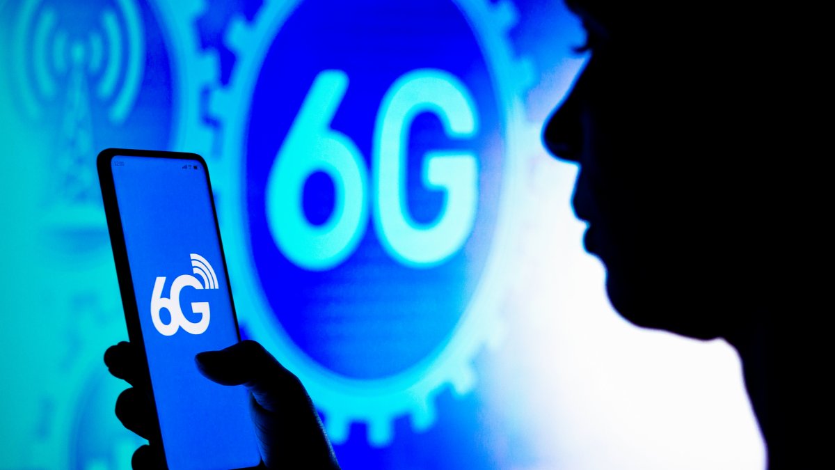 Next-Gen Mobile Internet — 6G — Will Launch in 2030, Telecom Bosses Say, Even as 5G Adoption Remains Low - Vimarsana News