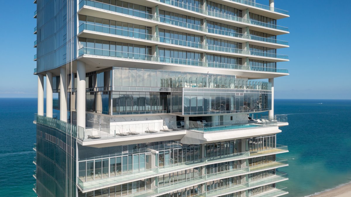 A Look Inside a $22.5 Million Miami Condo With Insane Luxury Amenities - Vimarsana News