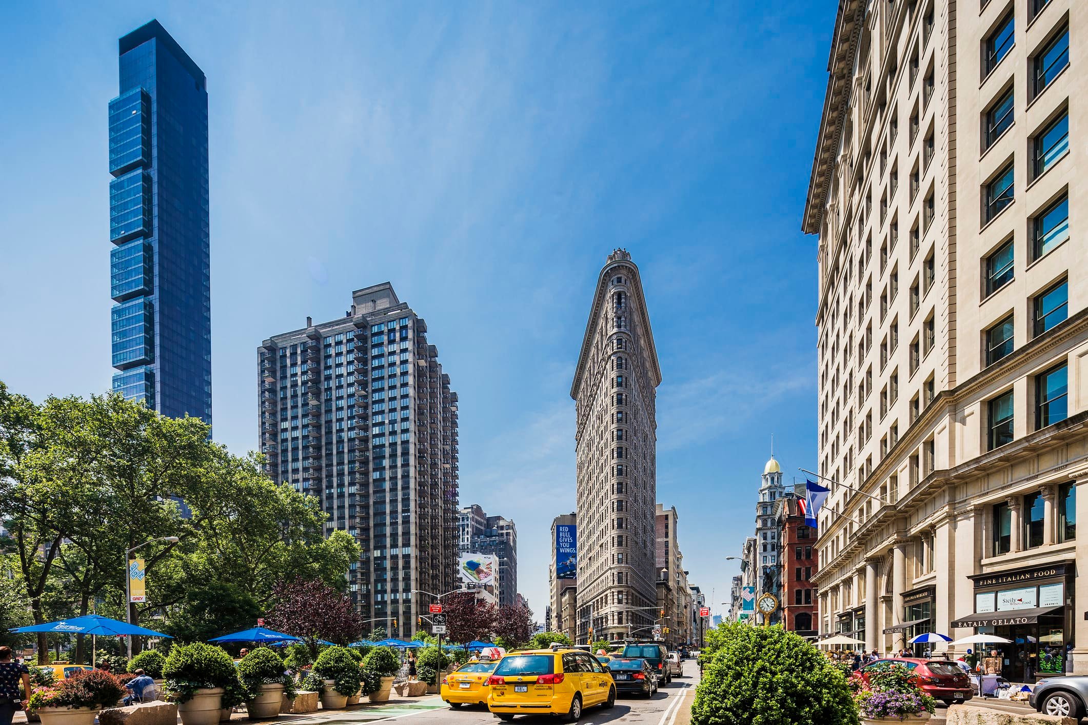 NYC's Flatiron Building Is Going Up for Sale in a Public Auction—Anyone Can Win: Here's What to Know - Vimarsana News