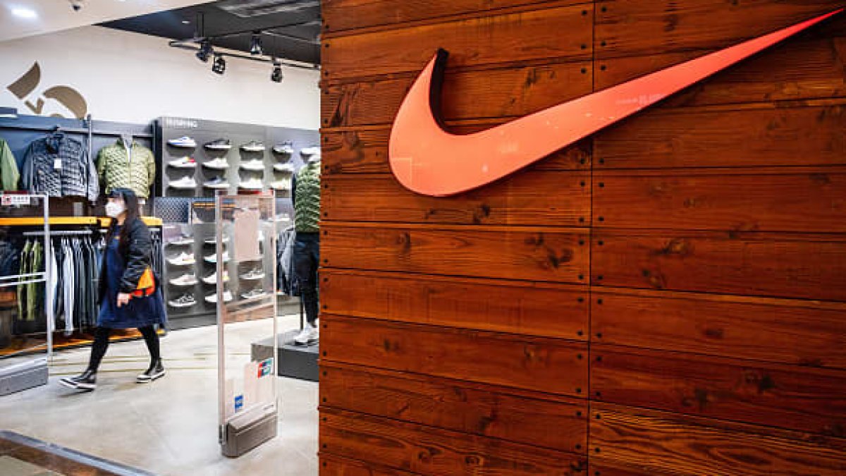 Here's How Much Money You'd Have If You Invested $1,000 in Nike 10 Years Ago - Vimarsana News