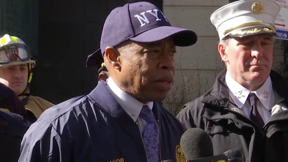 Construction Worker Killed, 3 Hurt in SoHo Wall Collapse – NBC New York