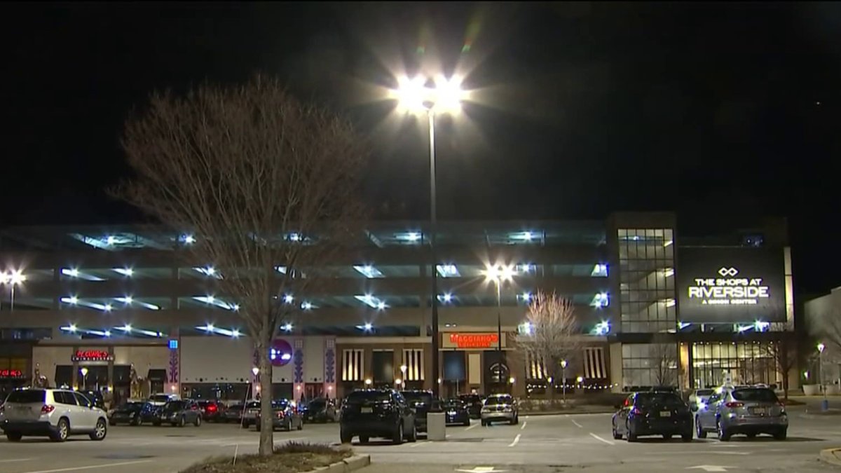5 employees at high-end NJ mall revived after suspected fentanyl overdoses
