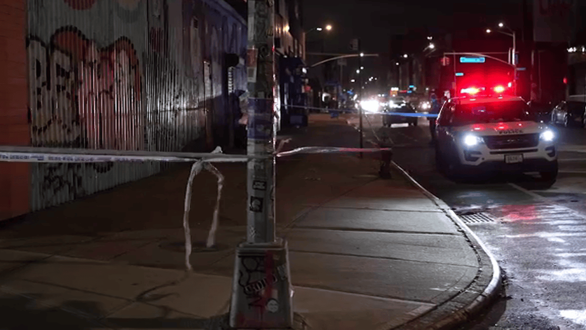 Brooklyn News: Williamsburg Triple Stabbing Leaves 1 Dead, Police Say ...